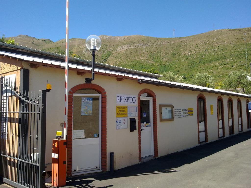 Camping Ali Baba Ceriale Exteriér fotografie