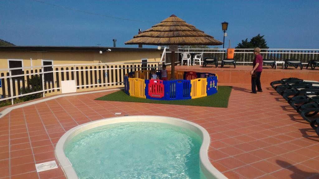 Camping Ali Baba Ceriale Exteriér fotografie